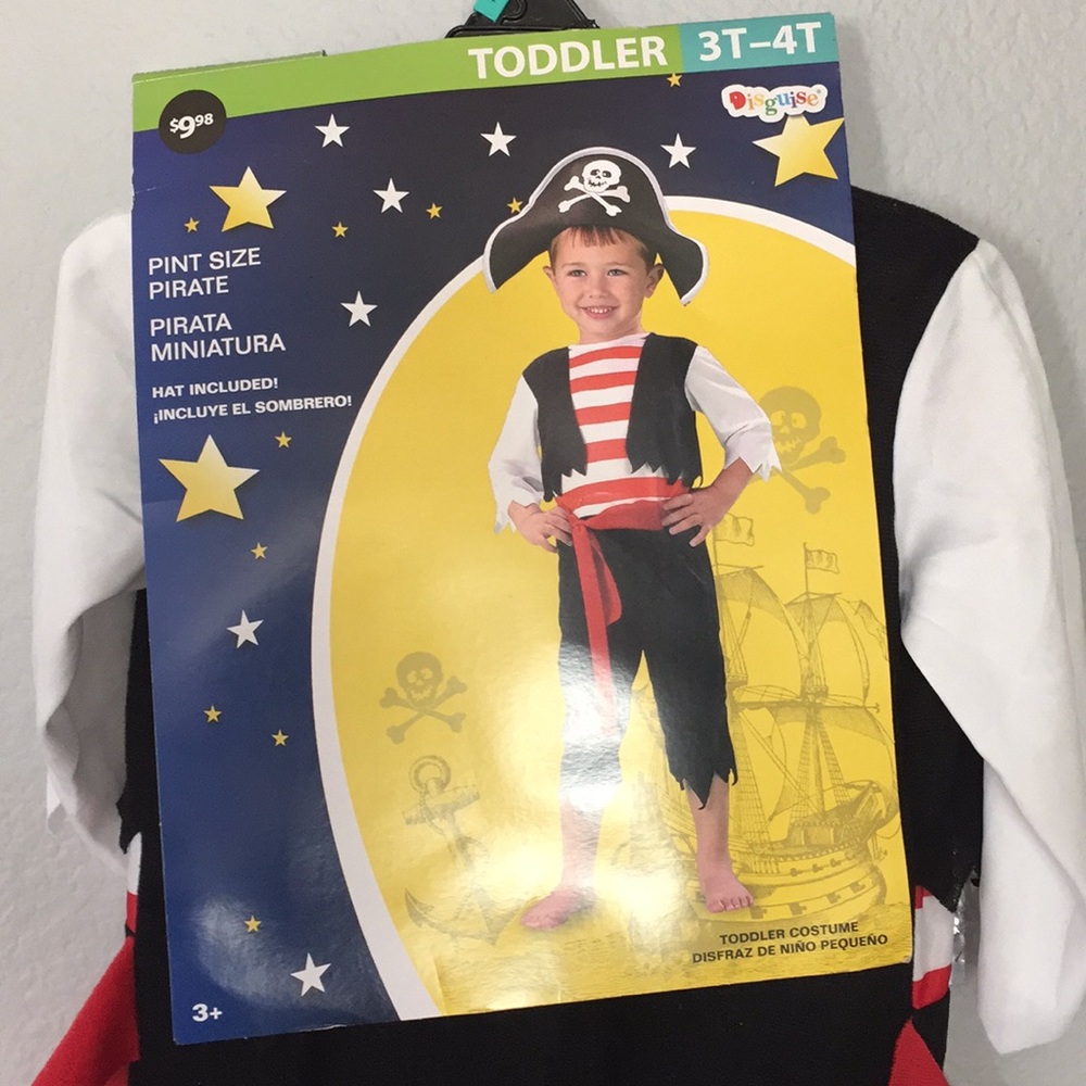 Pirate costume 3-4T